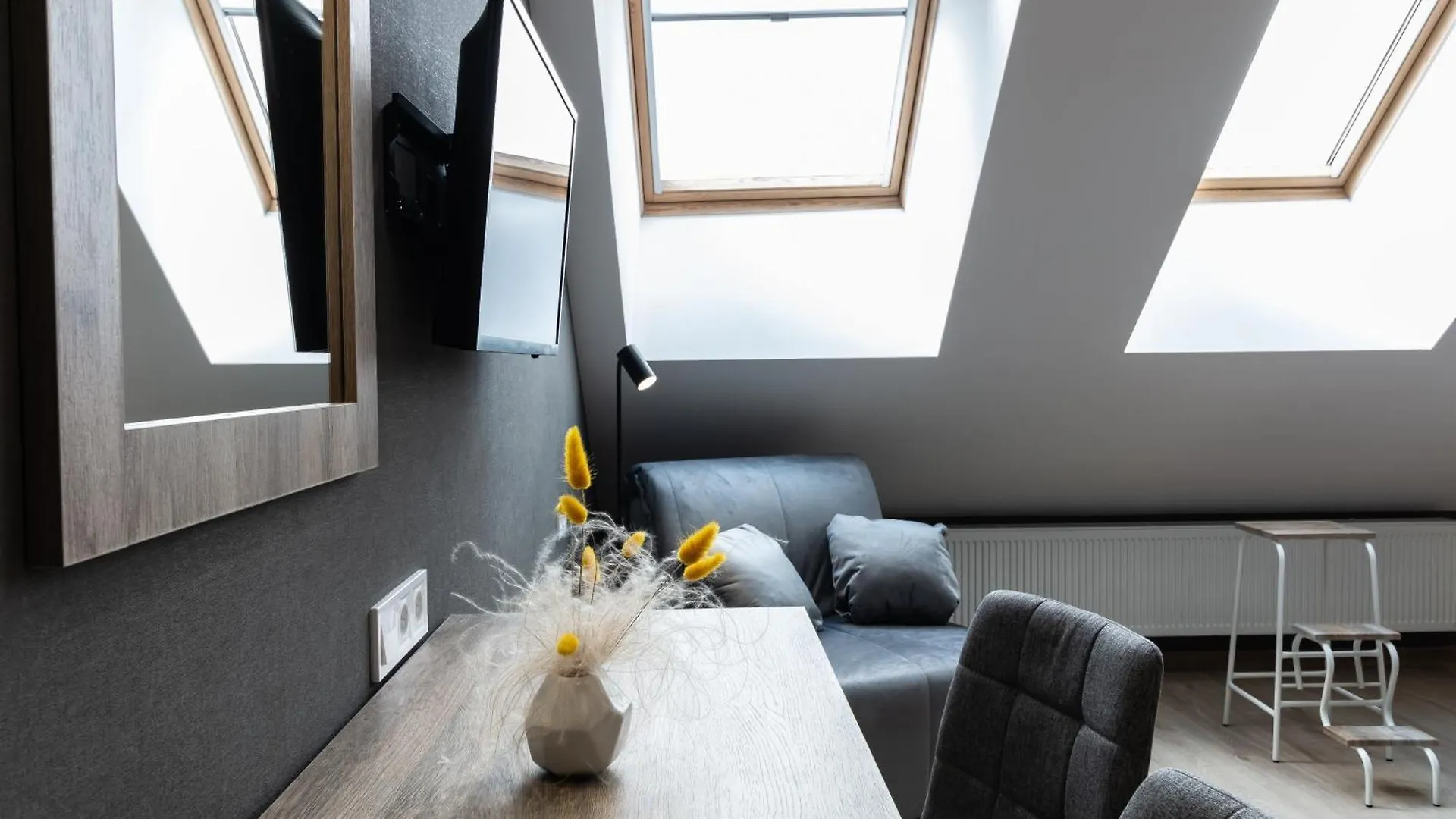 Aparthotel Opera Passage Hotel & Apartments Lviv