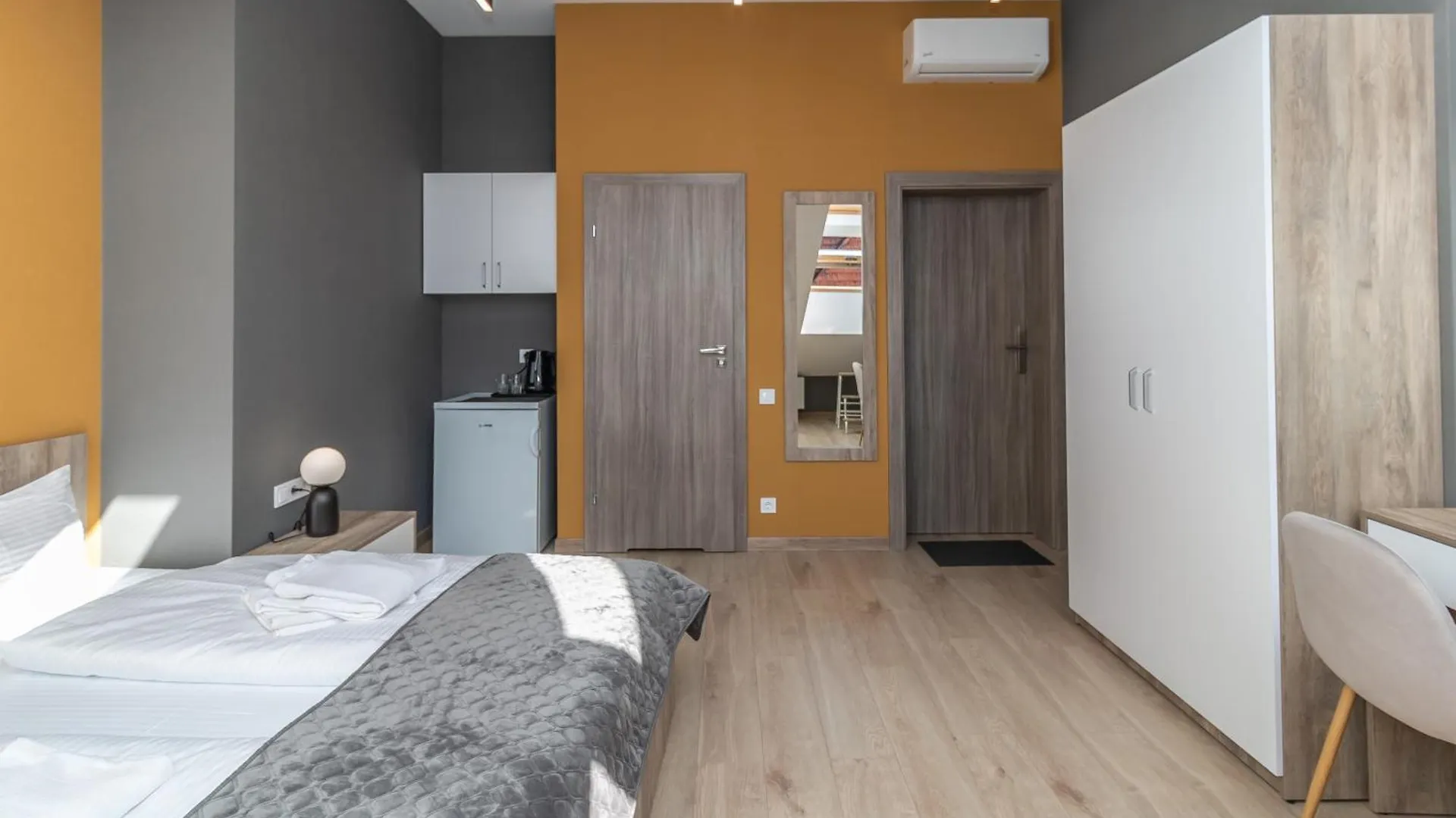 *** Aparthotel Opera Passage Hotel & Apartments Lviv Ukraine